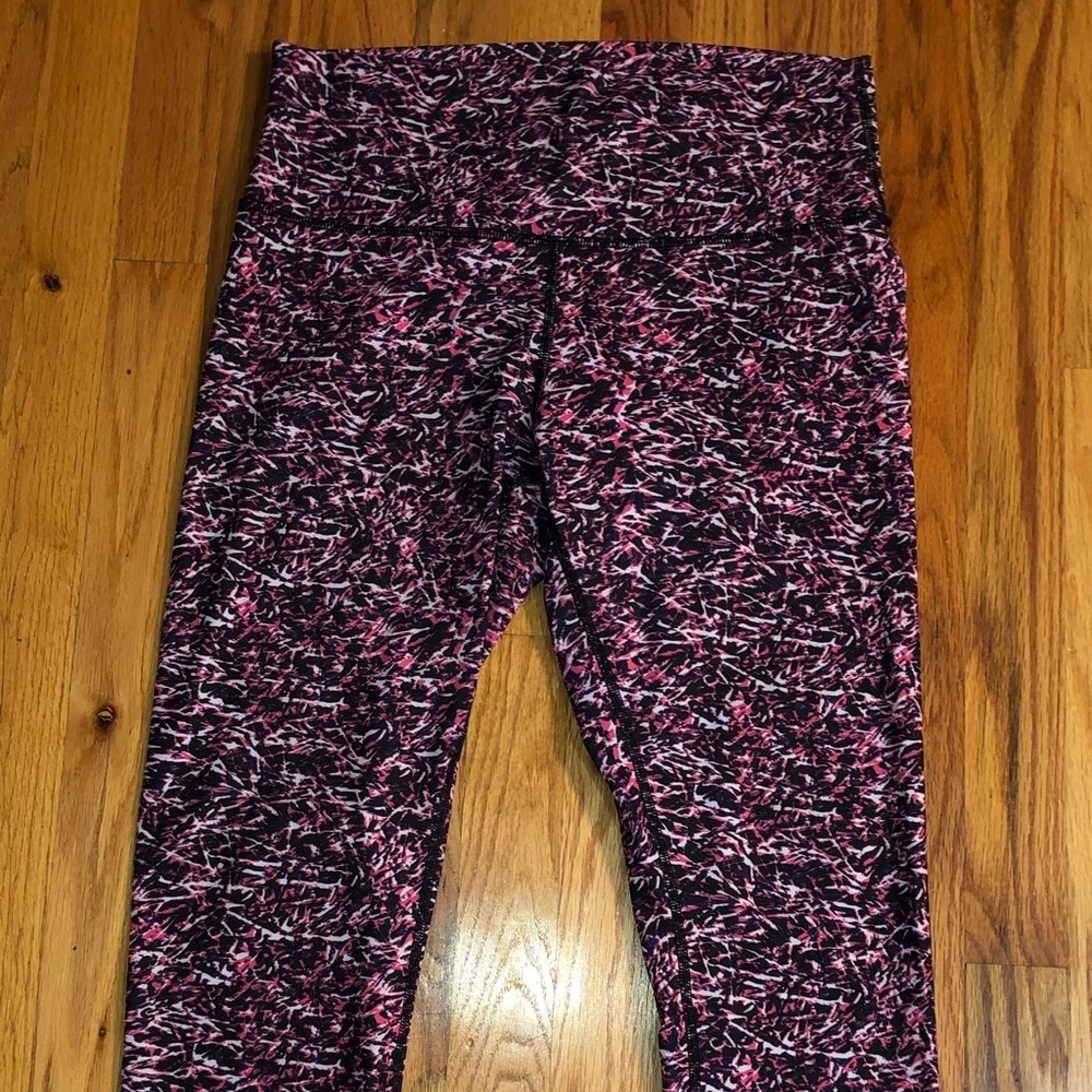 Lululemon Size 10 Crop Legging